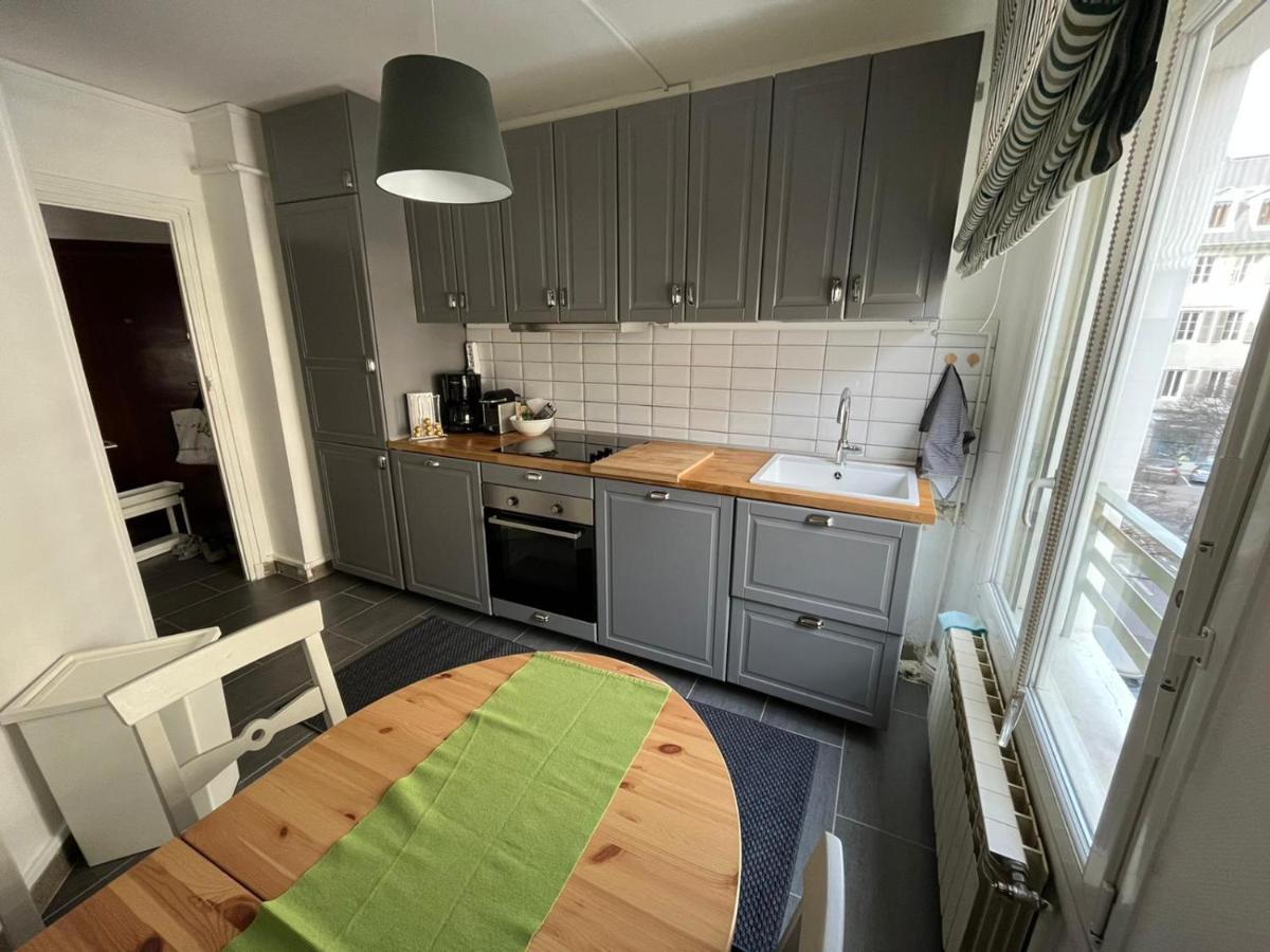 Superbe Appartement Au Hypercentre De Chambery Bagian luar foto